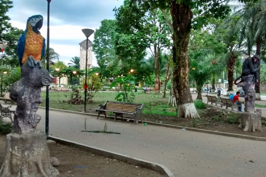 Городская площадь. Plaza Mayor, Vill Tuniari